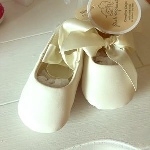 Baby ballet shoes